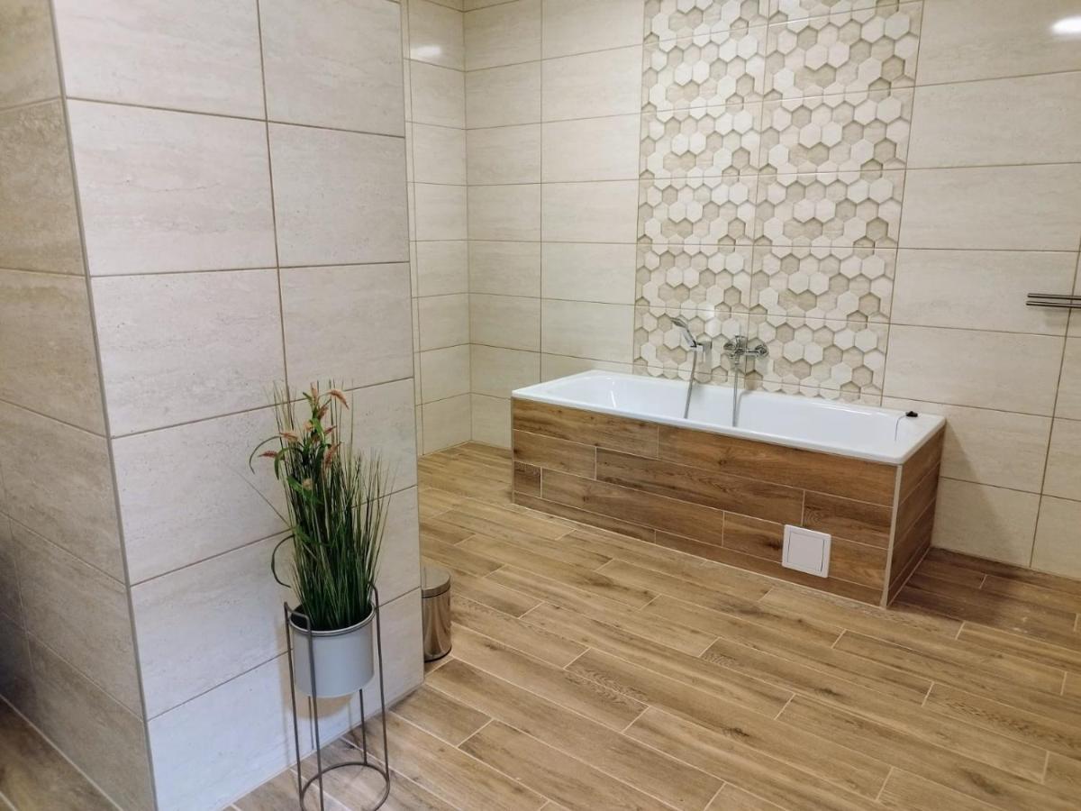Apartament Marzenie 4 - Opole Buitenkant foto